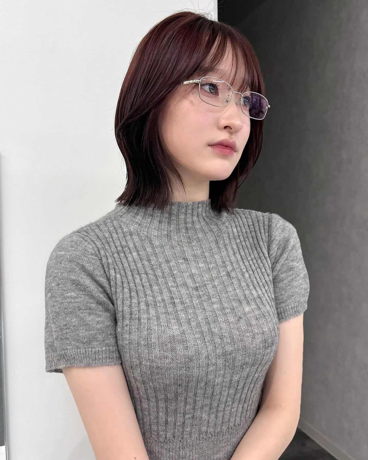 レイヤーボブ×ワインレッド